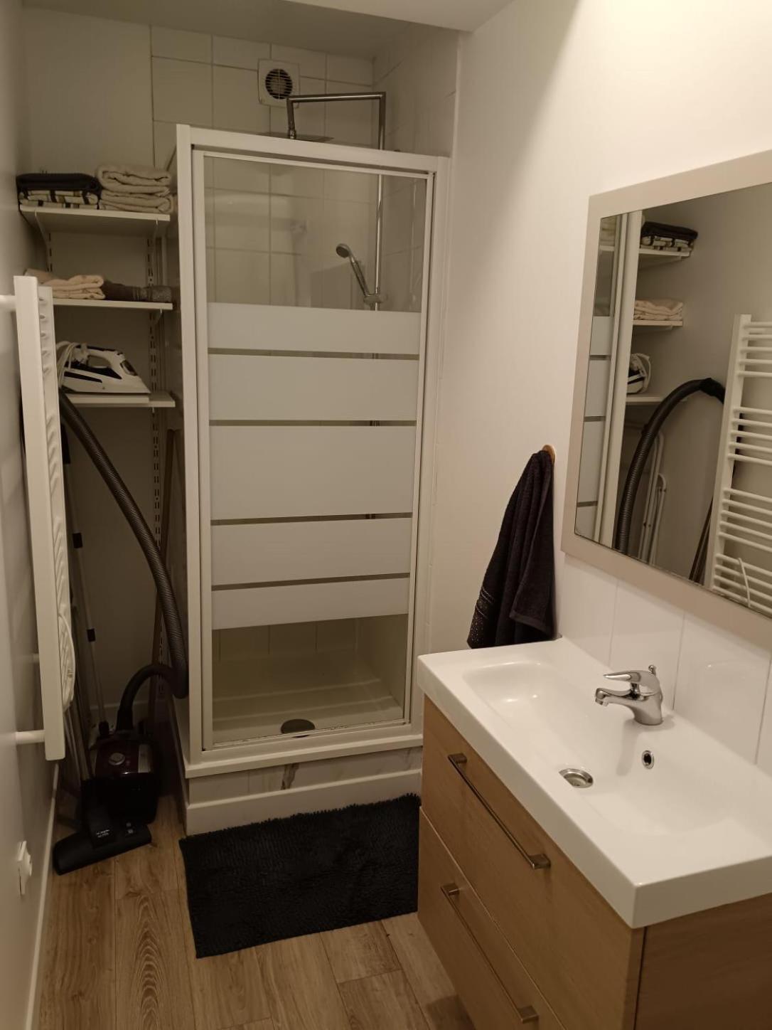 T2 Prive Proche Gare Appartement
