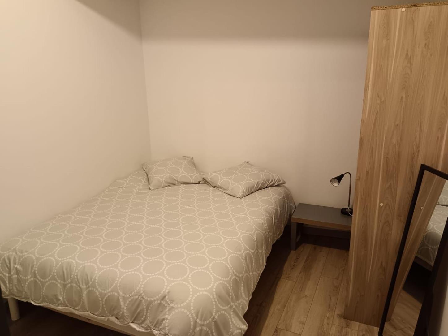 T2 Prive Proche Gare Appartement *