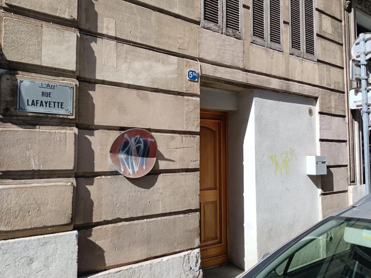 T2 Prive Proche Gare Appartement *